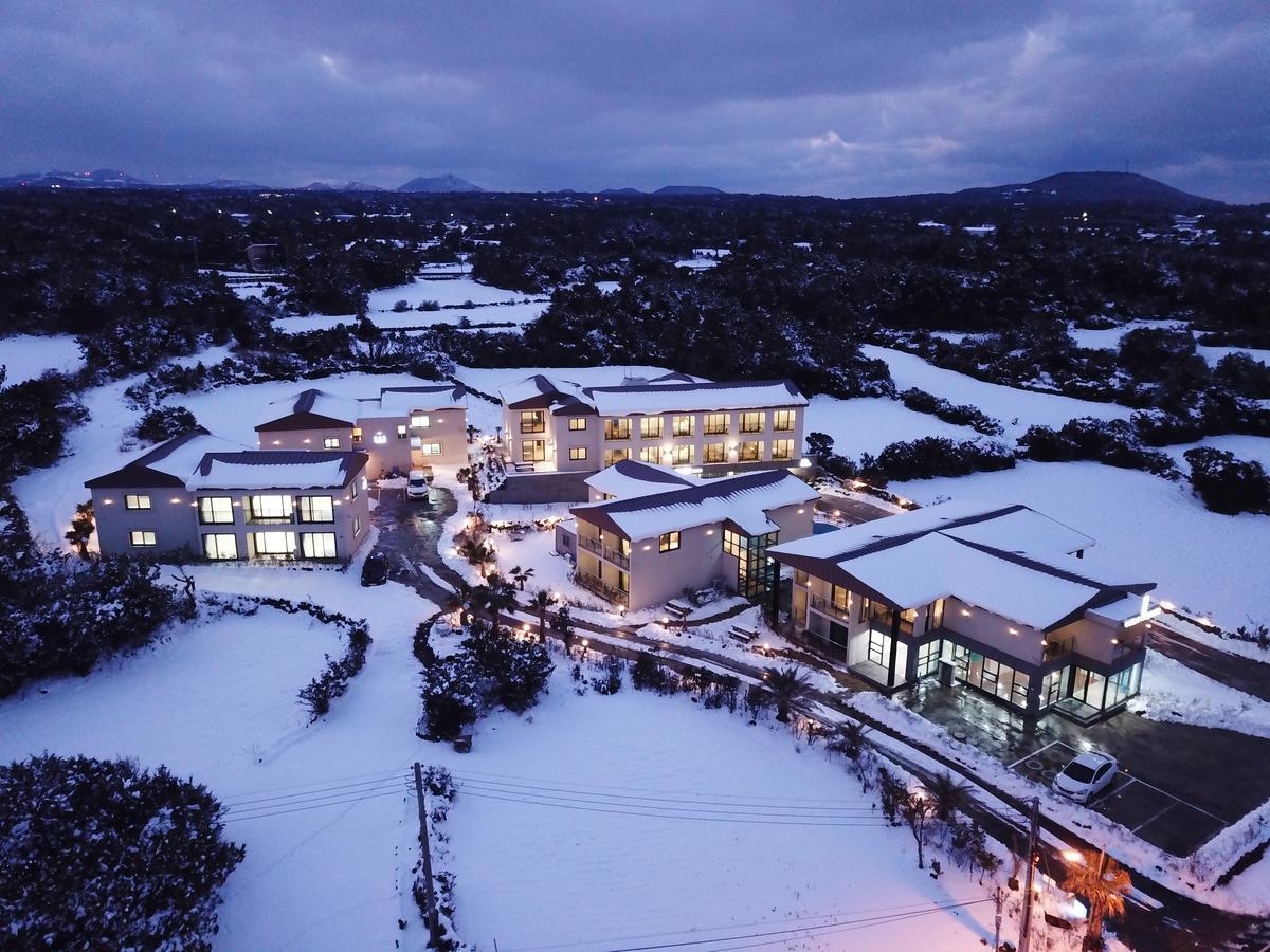 Ocean Square Resort Seogwipo Exterior photo